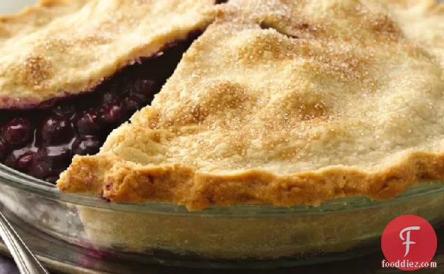 Classic Blueberry Pie