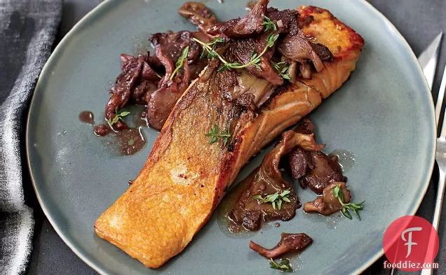 Roasted Salmon with Oyster Mushrooms in Red Wine