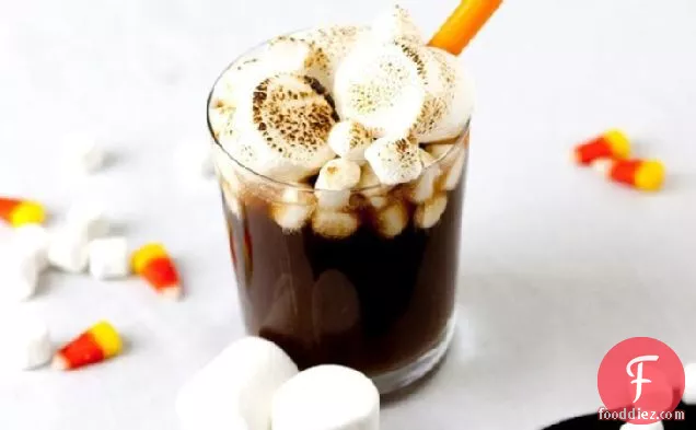 नुकीला और टोस्टेड रूट बीयर