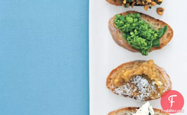 Smashed Peas with Mint Bruschetta