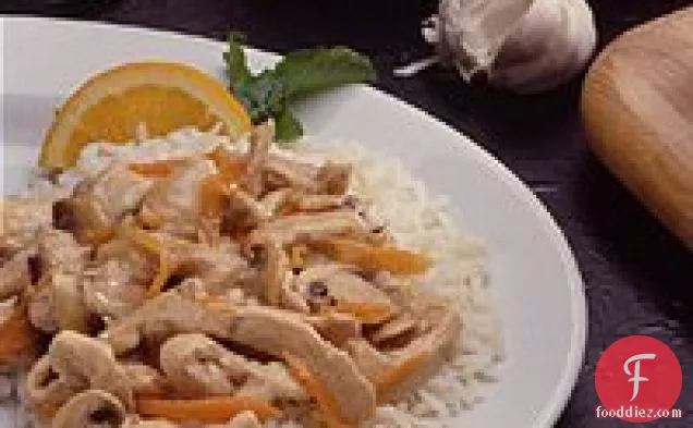 ऑरेंज स्टिर-फ्राइड चिकन