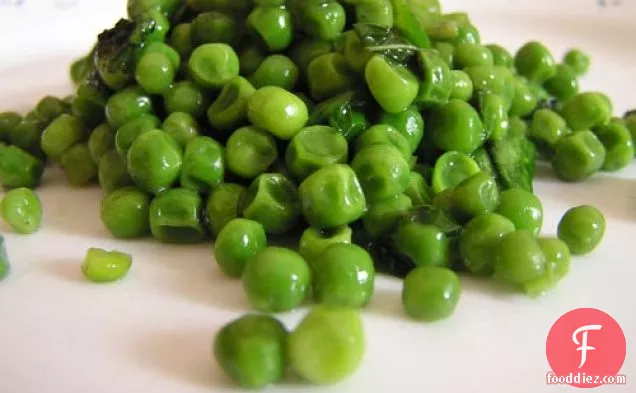 Dinner Tonight: Peas With Mint