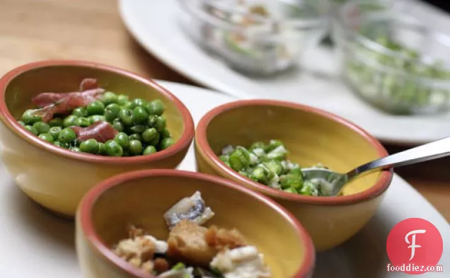 Peas With Prosciutto & Mint