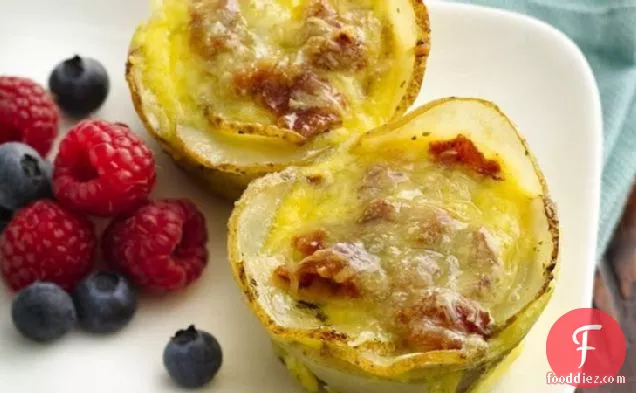 Mini Breakfast Quiches with Potato Crust