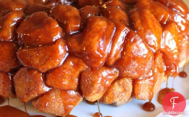 Gooey Caramel Monkey Bread