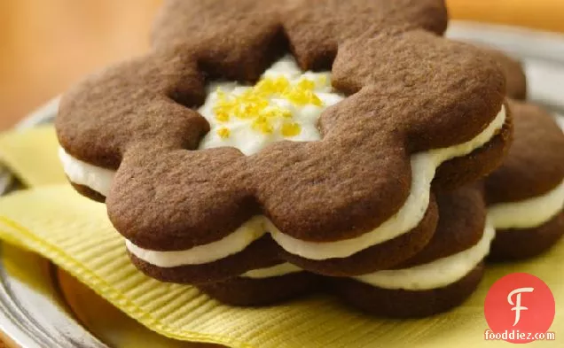 Gingersnap Sandwich Cookies with Lemon Buttercream Frosting