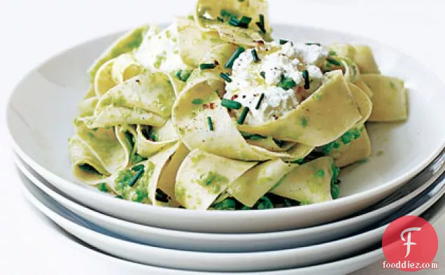 Pasta with Smashed Peas
