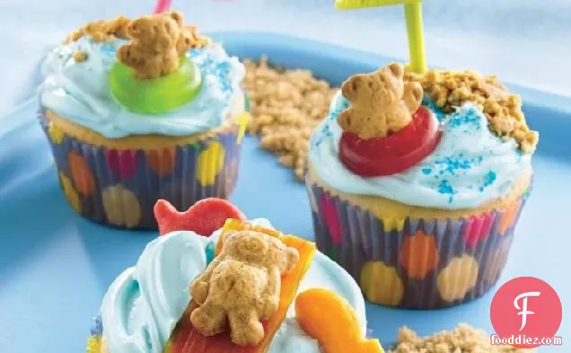 Teddy-at-the-Beach Cupcakes