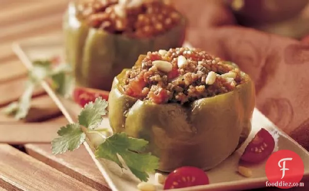 धीमी कुकर कूसकूस-भरवां मिर्च