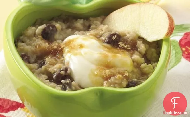 Creamy Apple-Raisin Oatmeal