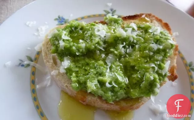Todd’s Minty Pea Dip