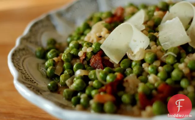 Israeli Couscous With Peas And Bacon