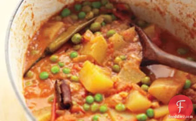 Pea And Potato Curry