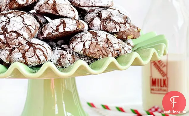Chocolate Mint Crinkle Cookies