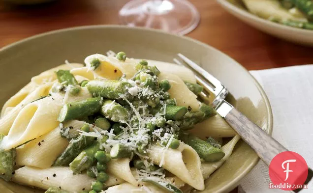 Penne with Asparagus, Sage and Peas