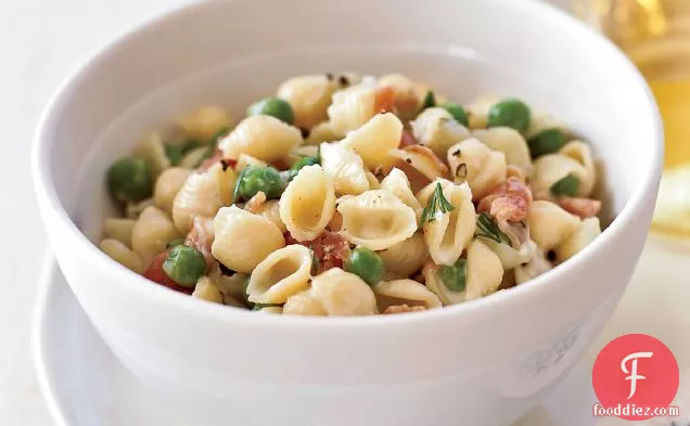 Pasta Shells with Peas and Ham
