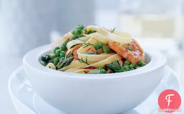 Fettuccine with Shrimp, Asparagus and Peas