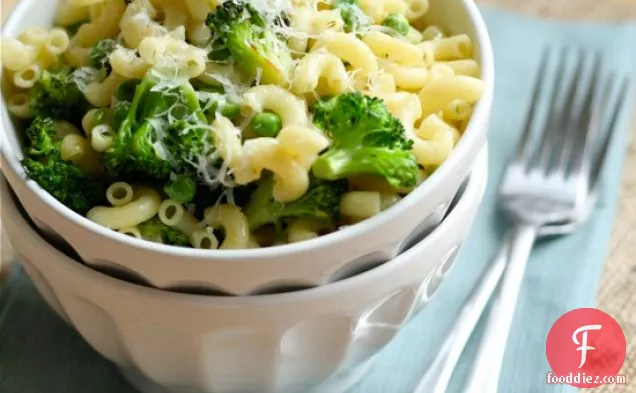 Macaroni With Broccoli & Peas