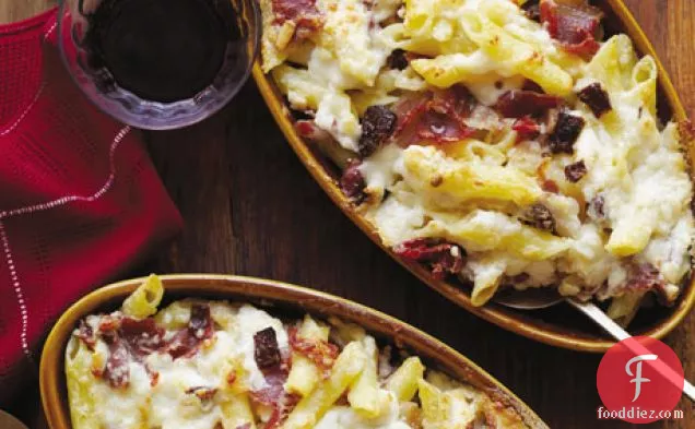 गारोटेक्सा, सेरानो हैम और धूप में सुखाए गए टमाटर के साथ पेनी