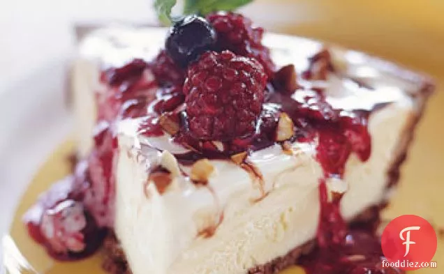 Five-Minute Vanilla Ice Cream Pie with Warm Berry Compote