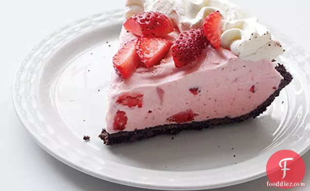Strawberry-Chocolate Freezer Pie