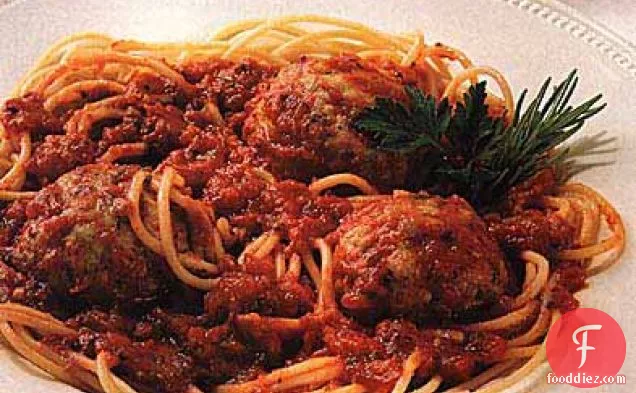 Spaghetti with Turkey-Pesto Meatballs