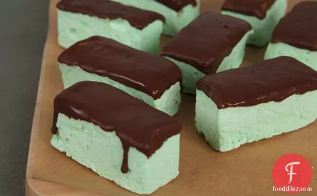 Chocolate-Dipped Crème de Menthe Marshmallows