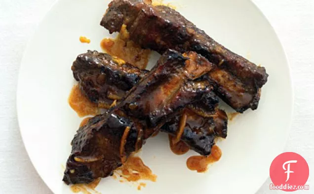Beef Ribs with Orange and Smoked Paprika Sauce