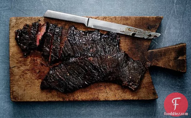 मसालेदार इमली स्कर्ट स्टेक