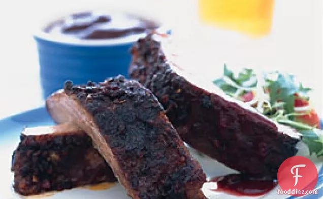 Baked Ribs with Spicy Blackberry Sauce