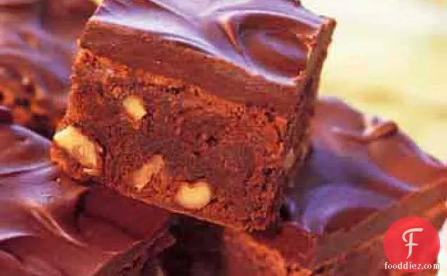 Cinnamon-Chocolate Brownies with Chocolate Ganache