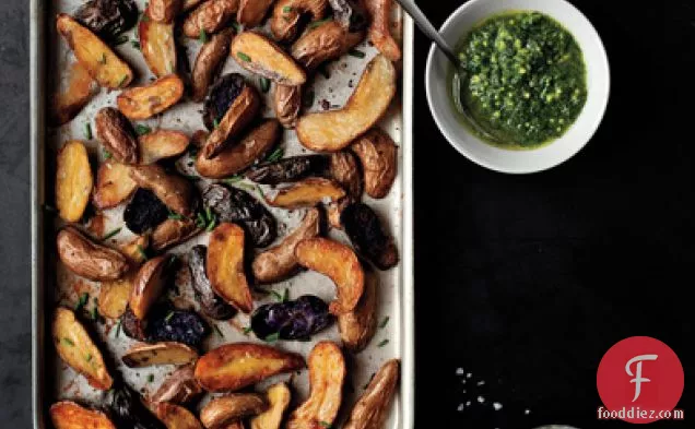 Roasted Fingerling Potatoes with Chive Pesto