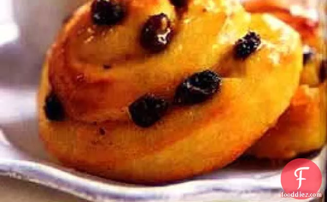 Raisin Brioche Pastries (Pains aux Raisins)