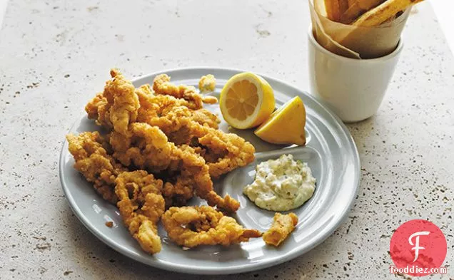 Fried Ipswich Whole Belly Clams with Tartar Sauce
