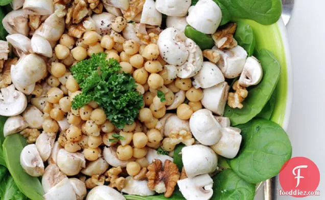 Chickpeas, White Mushrooms And Spinach