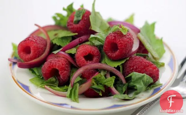 Healthy School Lunch: Raspberry Spinach Salad Recipe