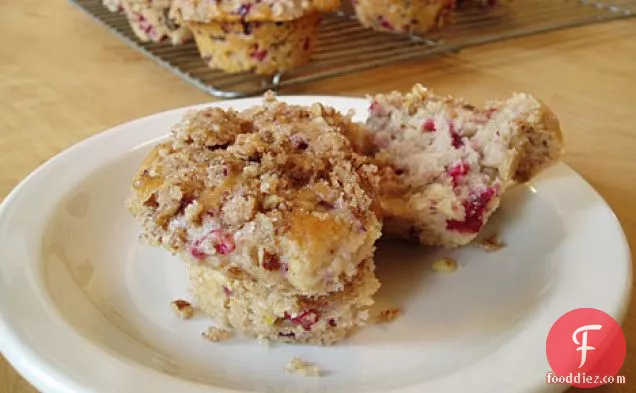 Cranberry Pecan Streusel Muffins