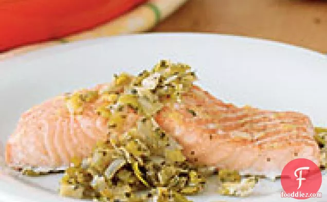 Salmon Fillets with Herbed Leeks