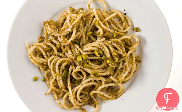 Pasta with Pistachio Pesto