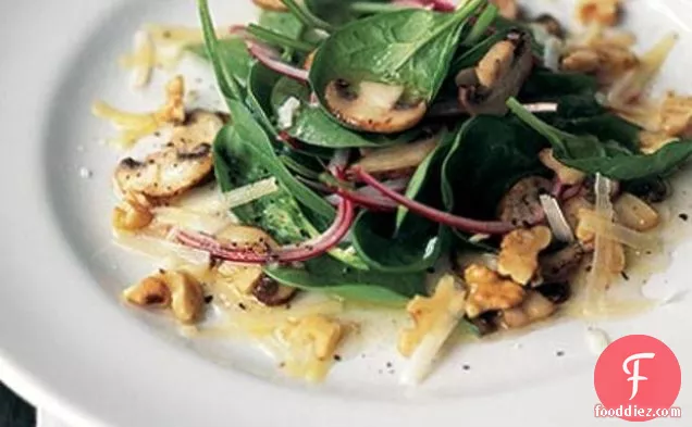 गर्म नींबू मशरूम के साथ पालक का सलाद