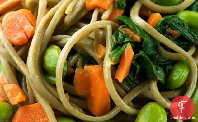 Soba Noodles With Edamame, Carrots And Spinach
