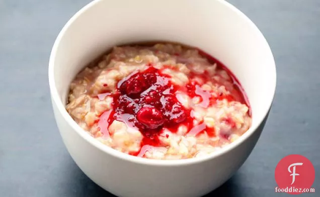Vegan: Toasted Oatmeal with Maple Syrup, Cranberries, and Raspberries