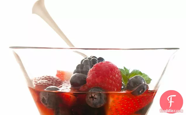 Mixed Berries in Rosé Wine with Honey Mascarpone | a Summery Fruit Soup