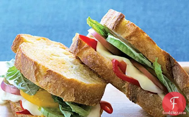 ग्रील्ड कैप्रिस सैंडविच