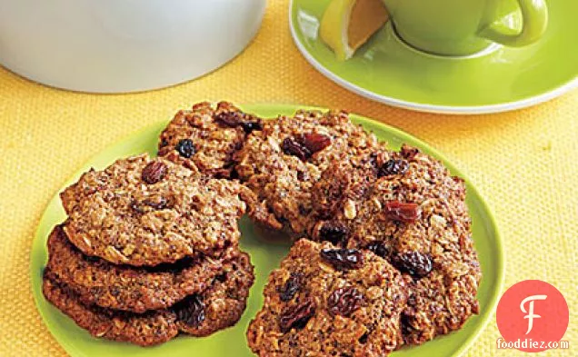 Double-Raisin Oatmeal Cookies