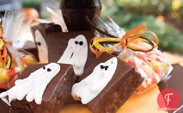 Chocolate Ghost Cakes