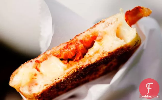 Serious Cheese: Grilled Kimcheeze Sandwiches
