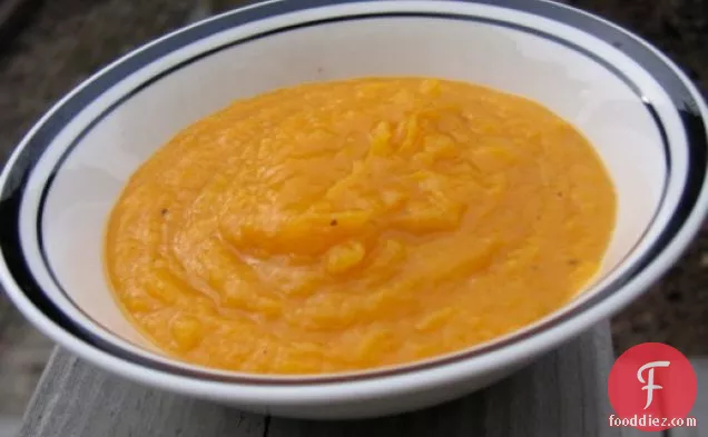 स्वस्थ और स्वादिष्ट: भुना हुआ बटरनट स्क्वैश सूप