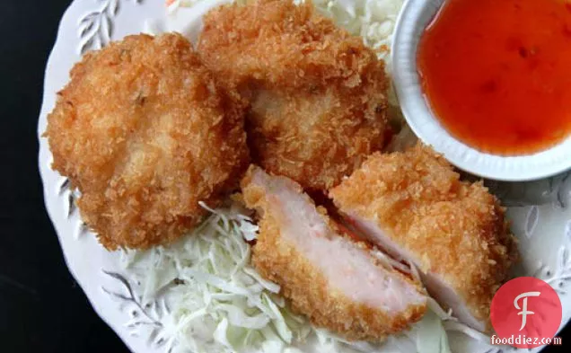 मीठी मिर्च सॉस के साथ थाई झींगा केक