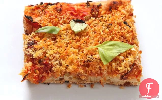 Easy Pan Pizza With Sun-dried Tomatoes, Caramelized Onions, Olives, and Breadcrumbs (Vegan)